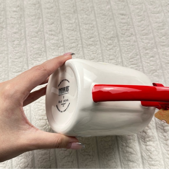 Rae Dunn Snoopy Peanuts Mug - Picture 5 of 8